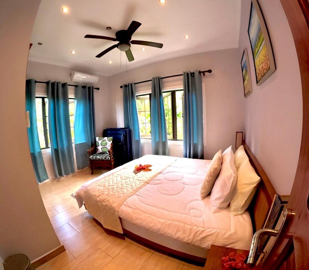 Belle Montagne Holiday Apartments Grand Anse  Exterior foto