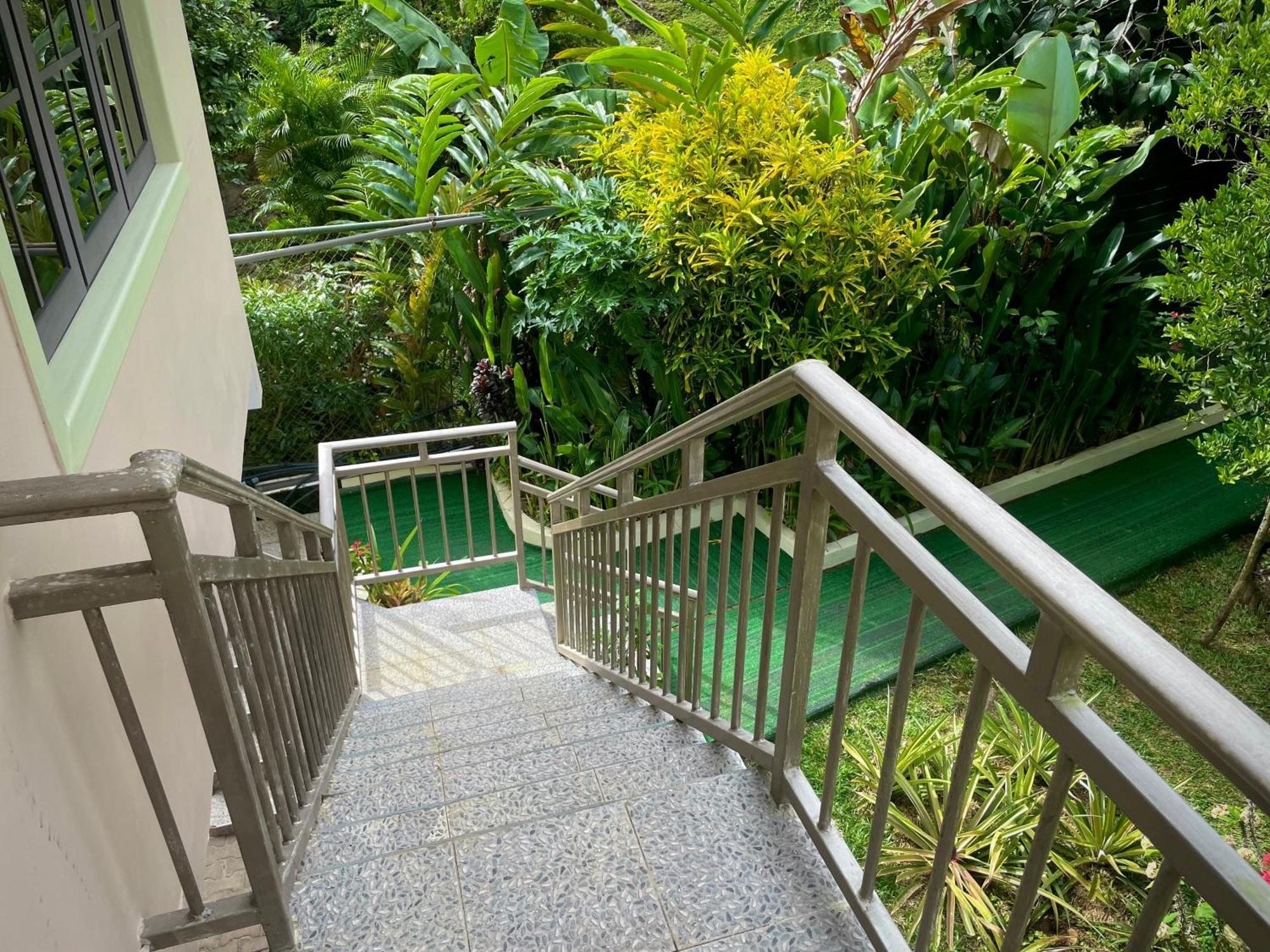 Belle Montagne Holiday Apartments Grand Anse  Exterior foto