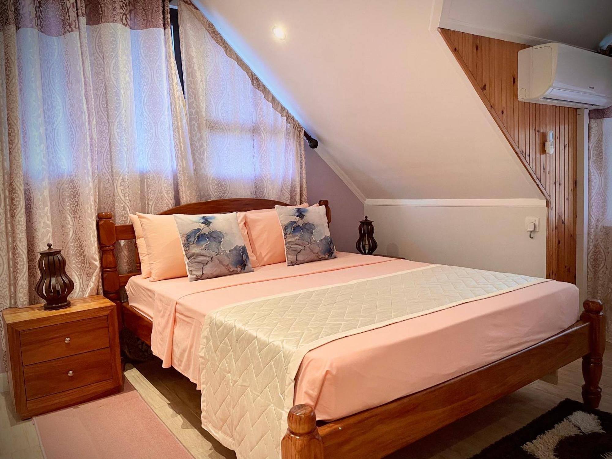 Belle Montagne Holiday Apartments Grand Anse  Exterior foto